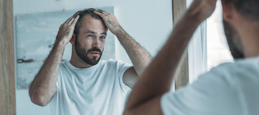 como-afrontar-la-perdida-de-cabello-afinamiento-cabello-vida-y-salud-grupo-lifescozul